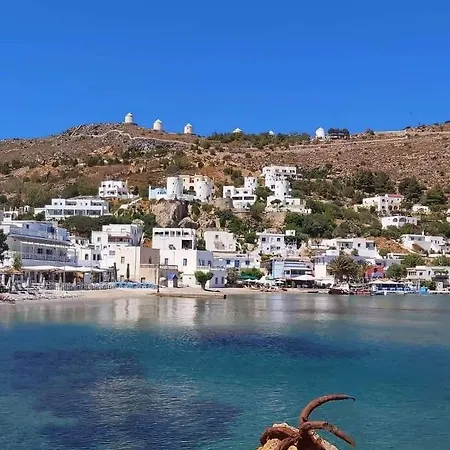 Sweet Home With Two Beds -One Single Room- With Beautiful View! Agia Marina  Exterior foto