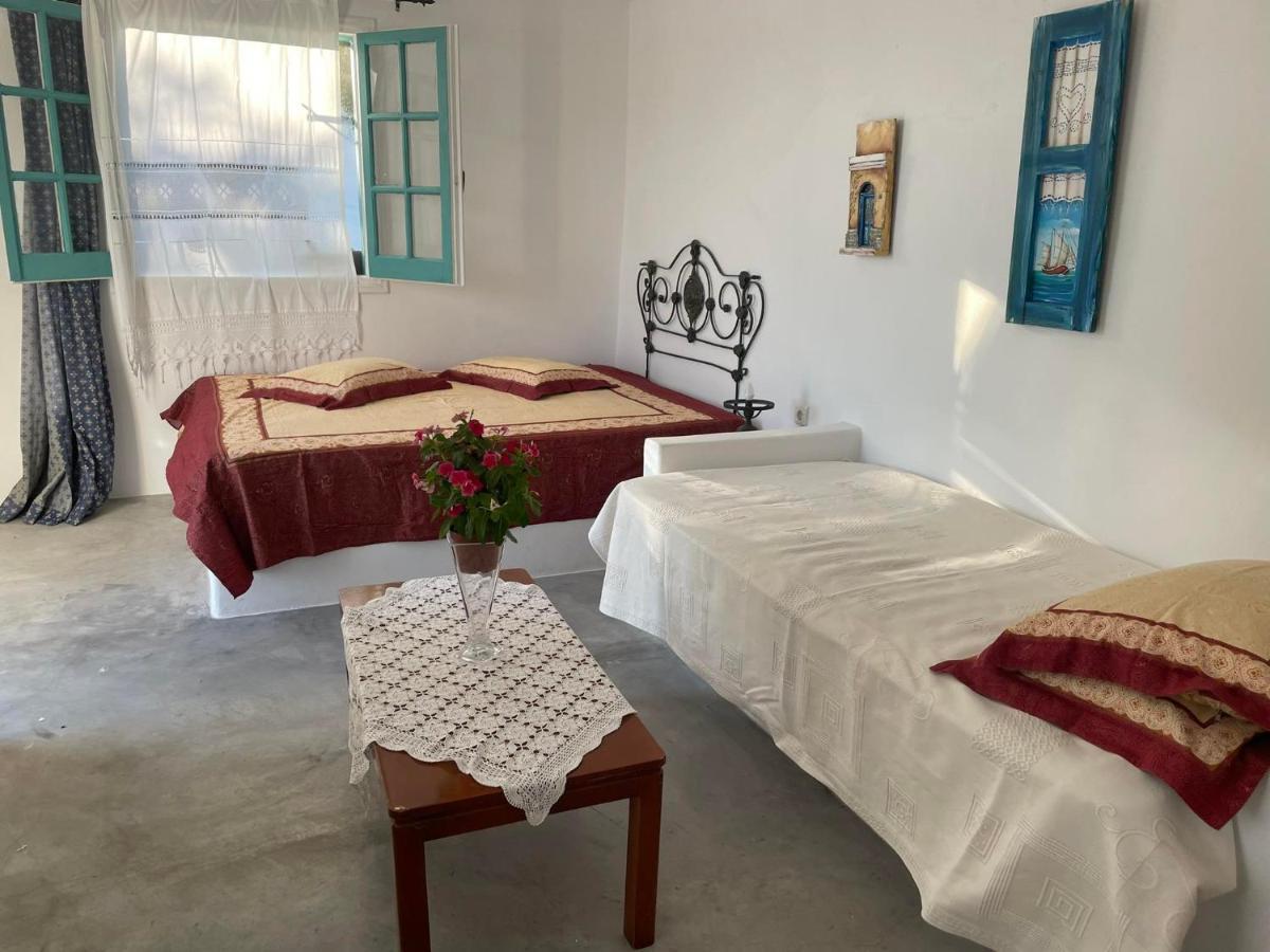 Sweet With Two Beds -one Single Room- With Beautiful View!